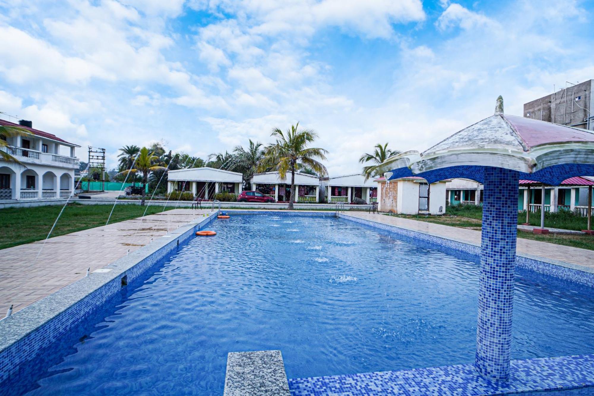 Silver Sand Eco Resort !! Beachfront !! With Biggest Pool And Huge Open Area !! Ideal For Weddings !! Couple Friendly !! Mandarmani Buitenkant foto