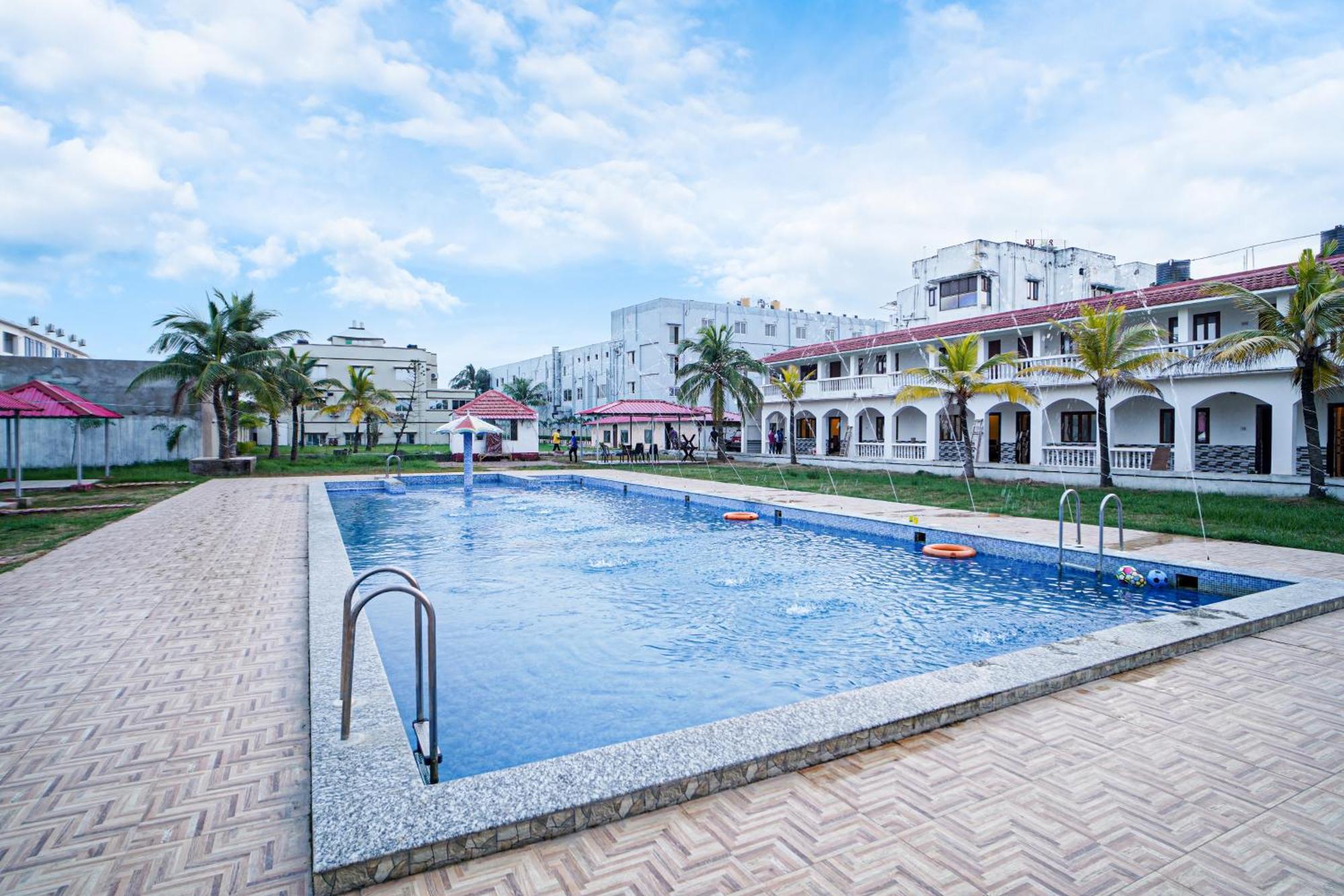 Silver Sand Eco Resort !! Beachfront !! With Biggest Pool And Huge Open Area !! Ideal For Weddings !! Couple Friendly !! Mandarmani Buitenkant foto